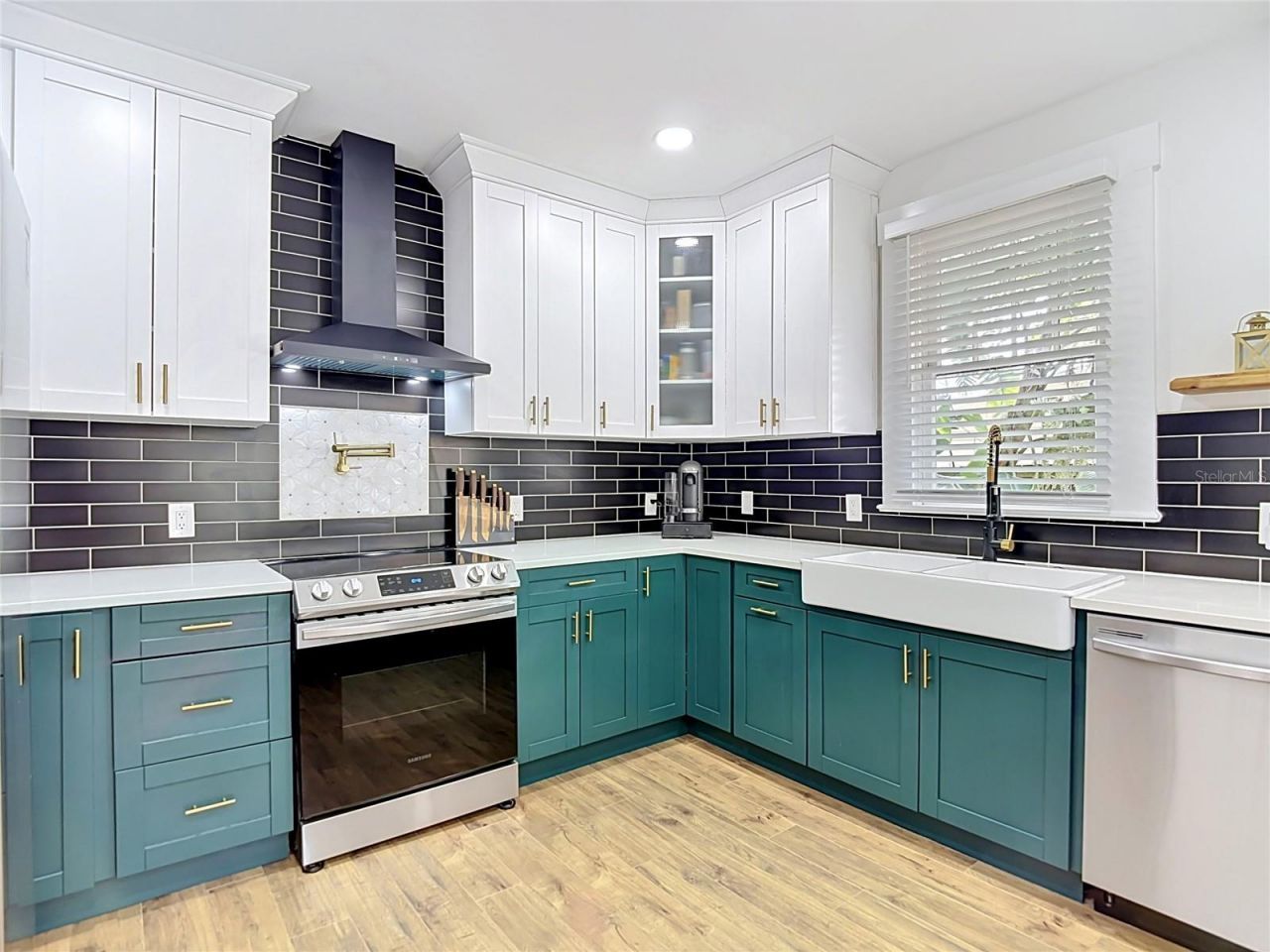 105 W Elm Street, Tampa, FL 33604 Photo