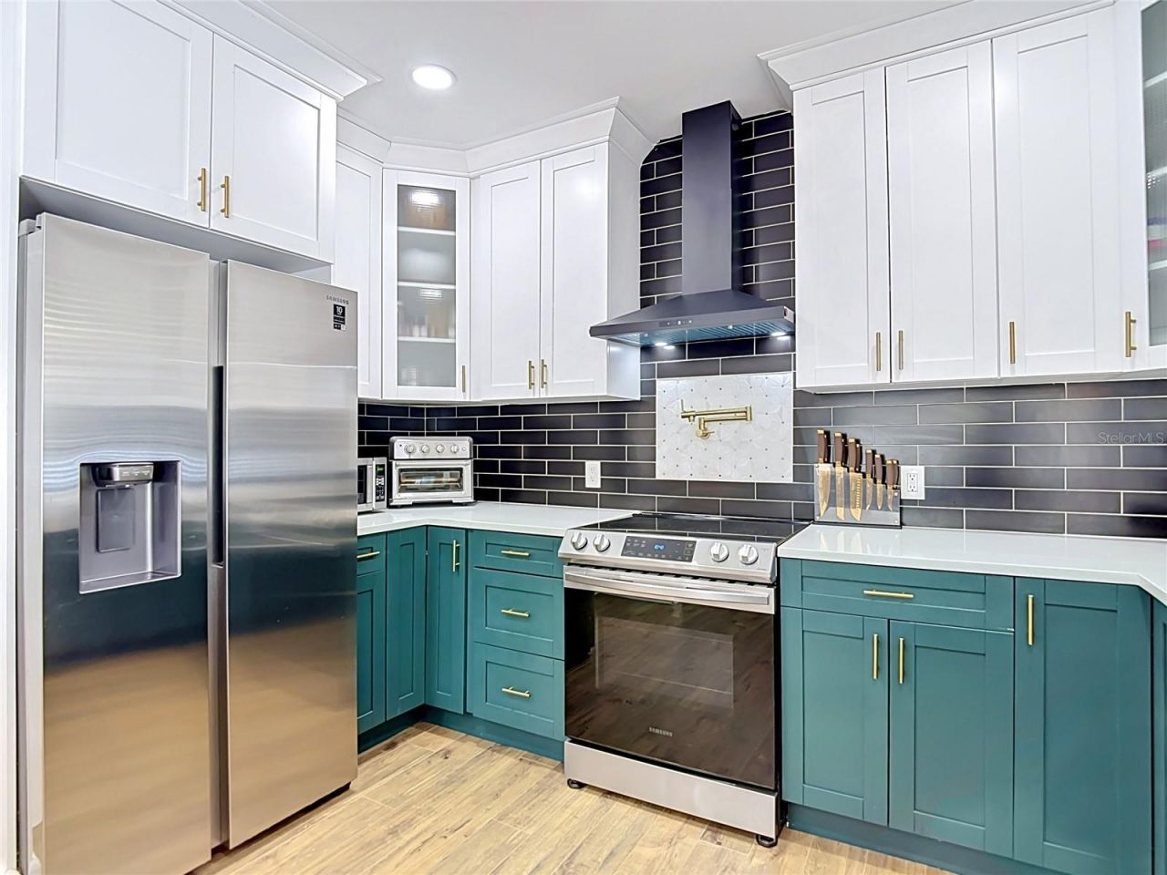 105 W Elm Street, Tampa, FL 33604 Photo