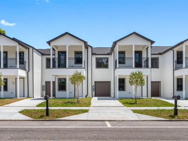 7015 N CENTRAL AVENUE, Unit D, TAMPA, FL 33604