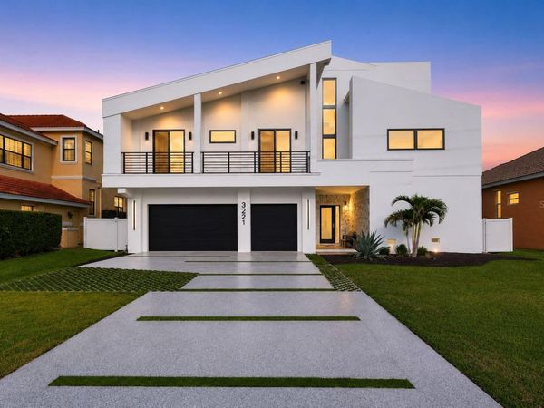 3221 GULF BOULEVARD, BELLEAIR BEACH, FL 33786