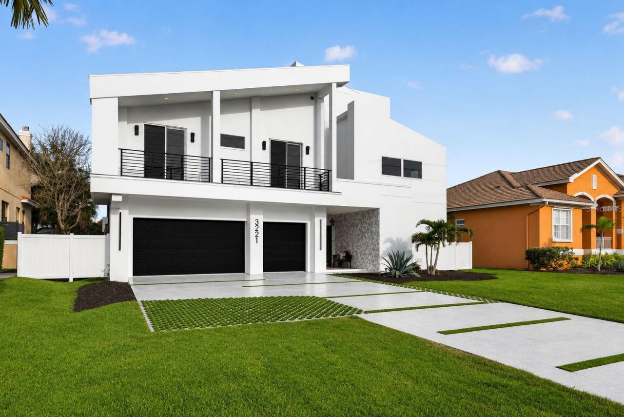 3221 Gulf Boulevard, Belleair Beach, FL 33786 Photo