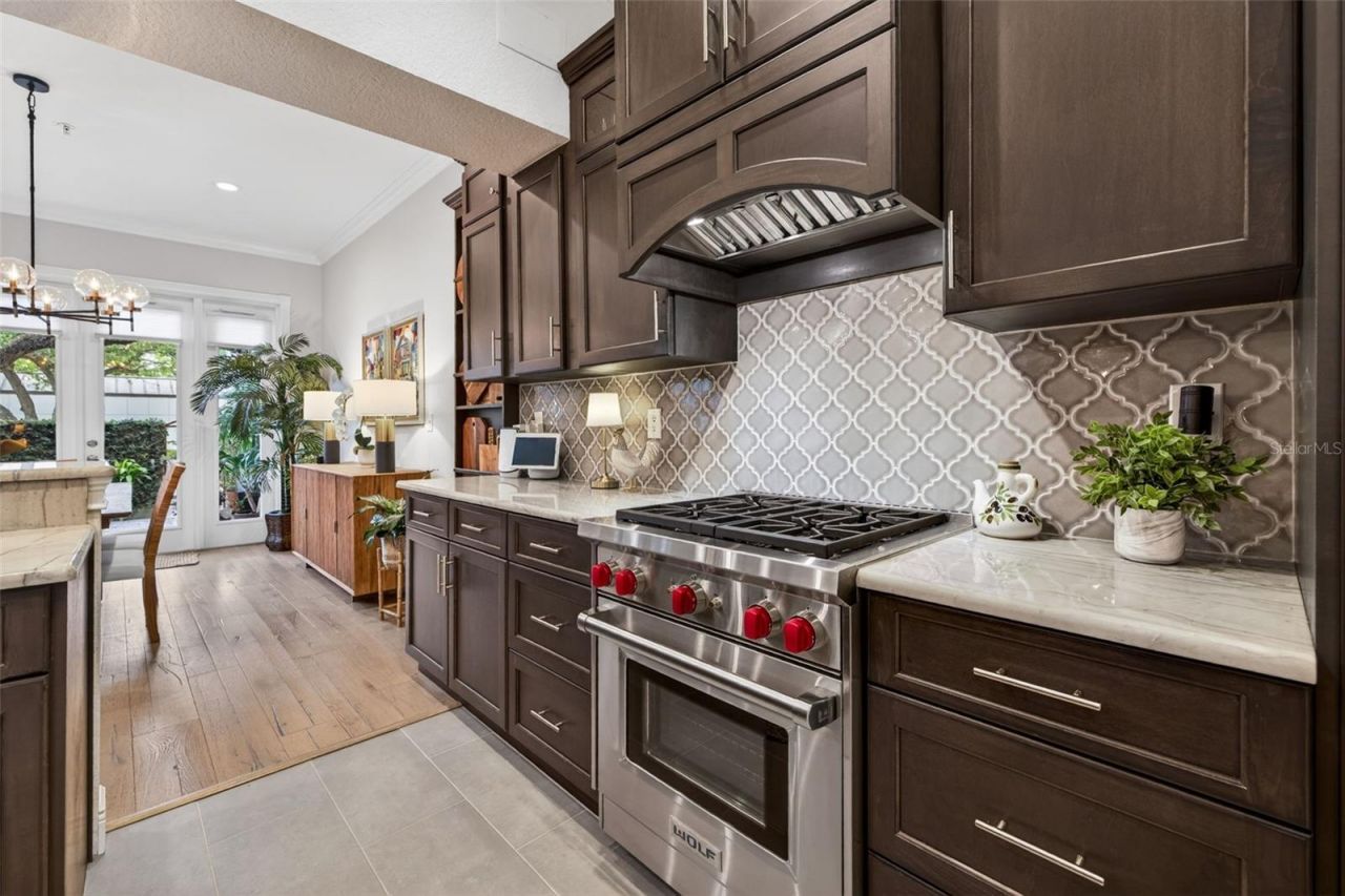 4907 Bayshore Boulevard, Unit 109, Tampa, FL 33611 Photo
