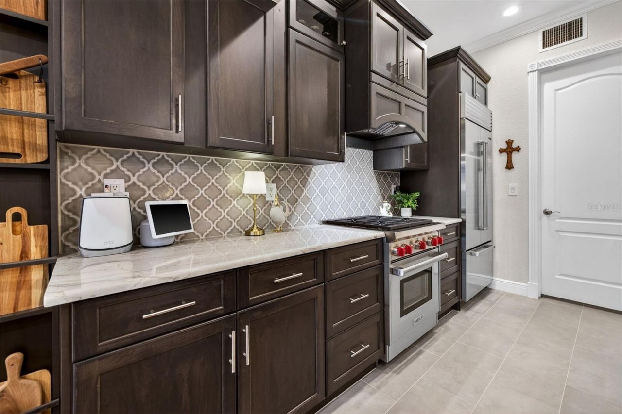 4907 Bayshore Boulevard, Unit 109, Tampa, FL 33611 Photo