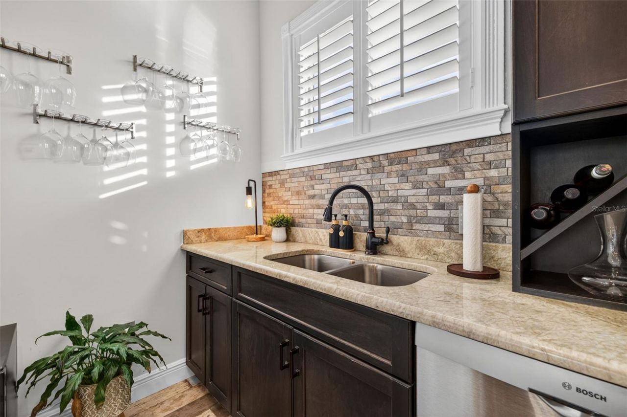 4907 Bayshore Boulevard, Unit 109, Tampa, FL 33611 Photo
