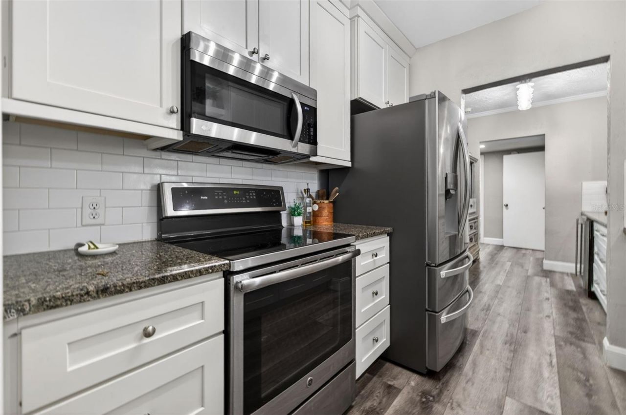 642 38th Avenue Ne, Saint Petersburg, FL 33704 Photo