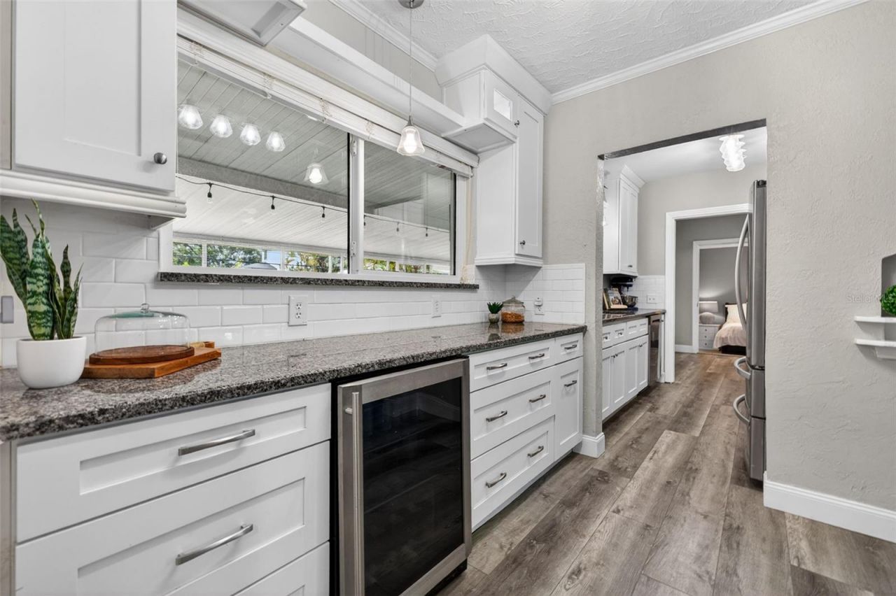 642 38th Avenue Ne, Saint Petersburg, FL 33704 Photo