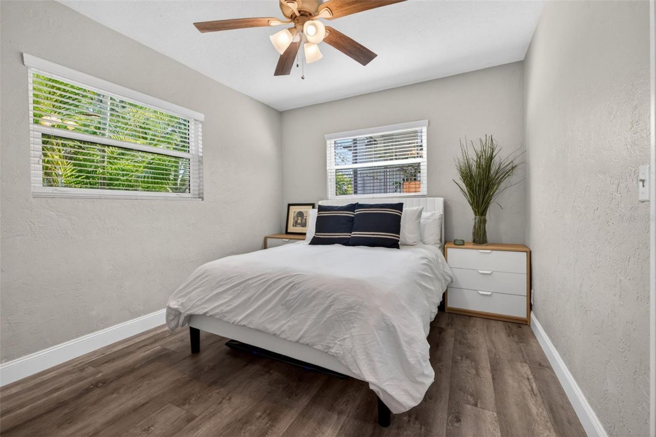642 38th Avenue Ne, Saint Petersburg, FL 33704 Photo
