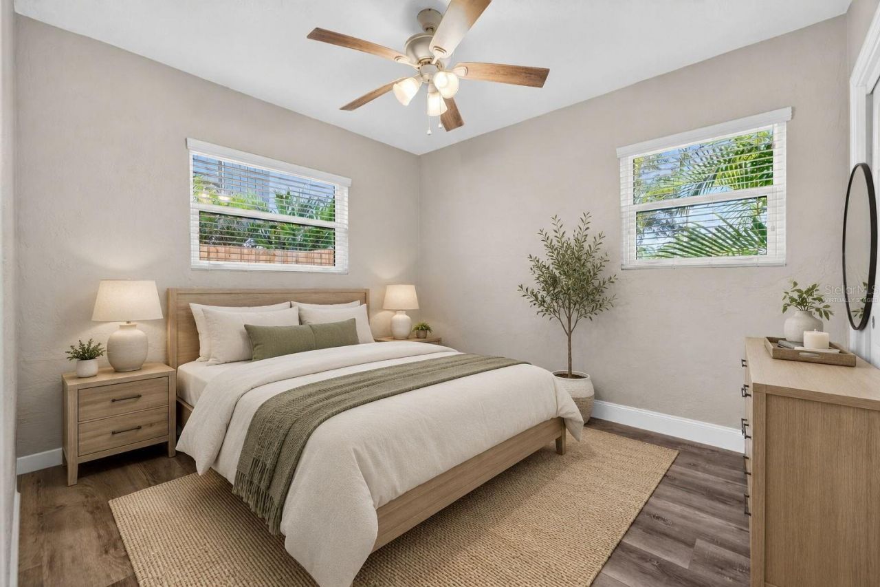 642 38th Avenue Ne, Saint Petersburg, FL 33704 Photo