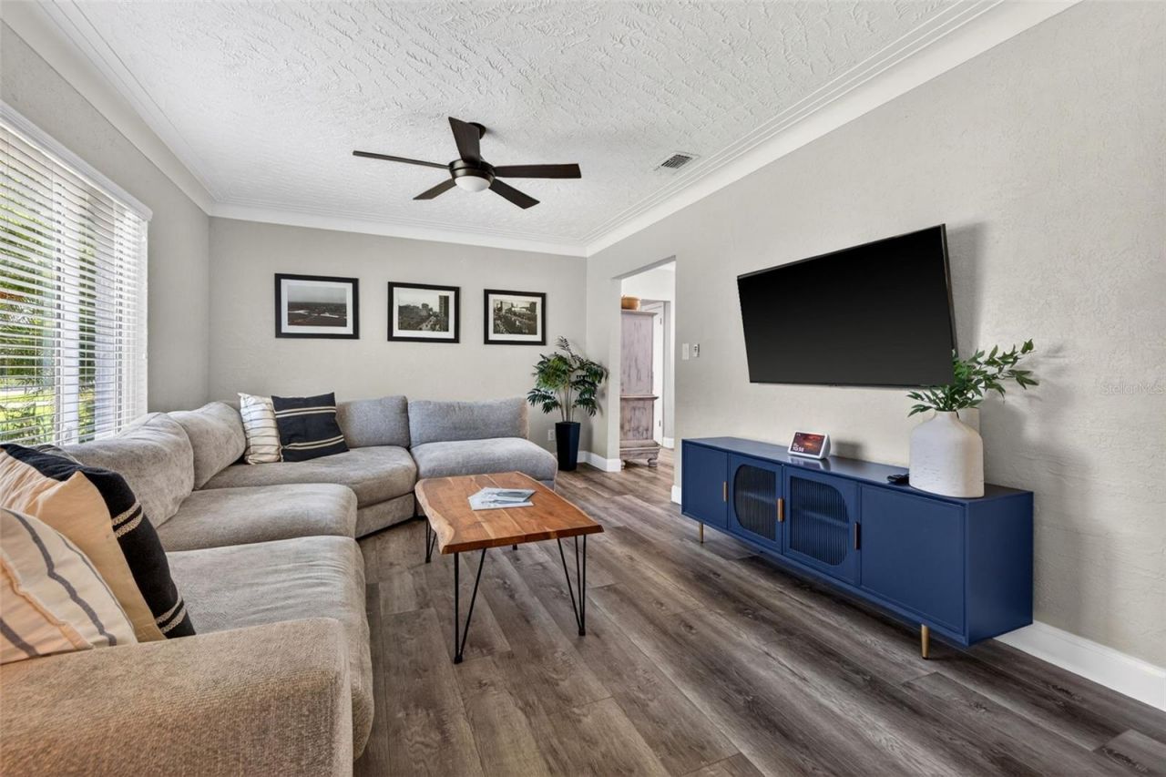 642 38th Avenue Ne, Saint Petersburg, FL 33704 Photo