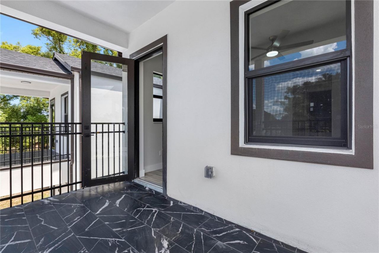 7015 N Central Avenue, Unit B, Tampa, FL 33604 Photo