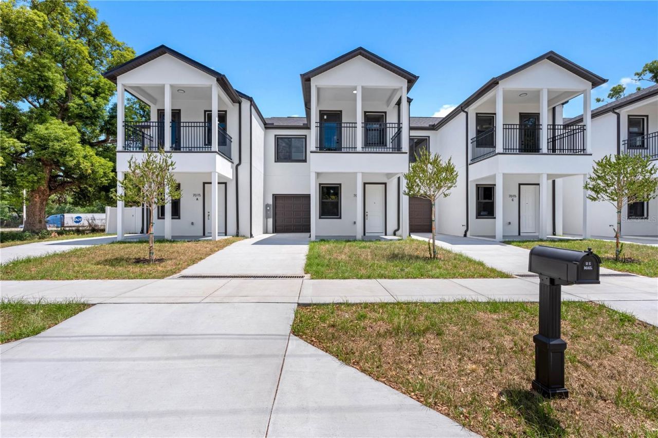 7015 N Central Avenue, Unit B, Tampa, FL 33604 Photo