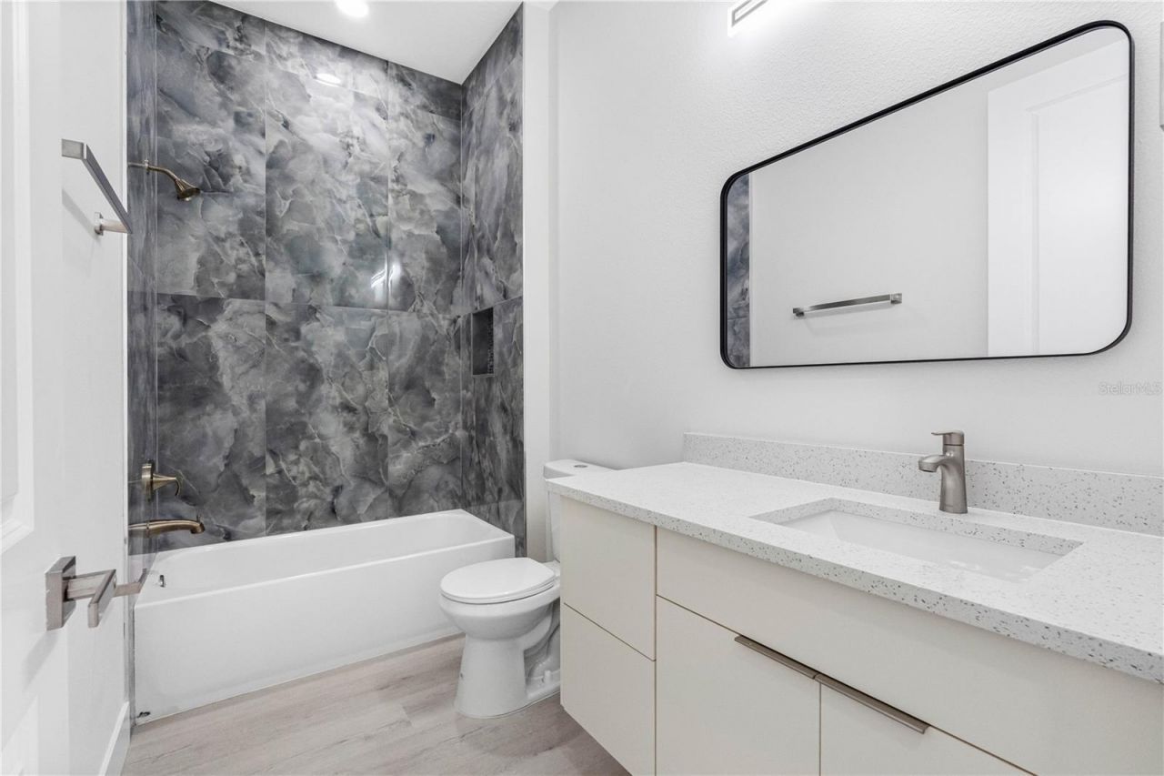 7015 N Central Avenue, Unit C, Tampa, FL 33604 Photo