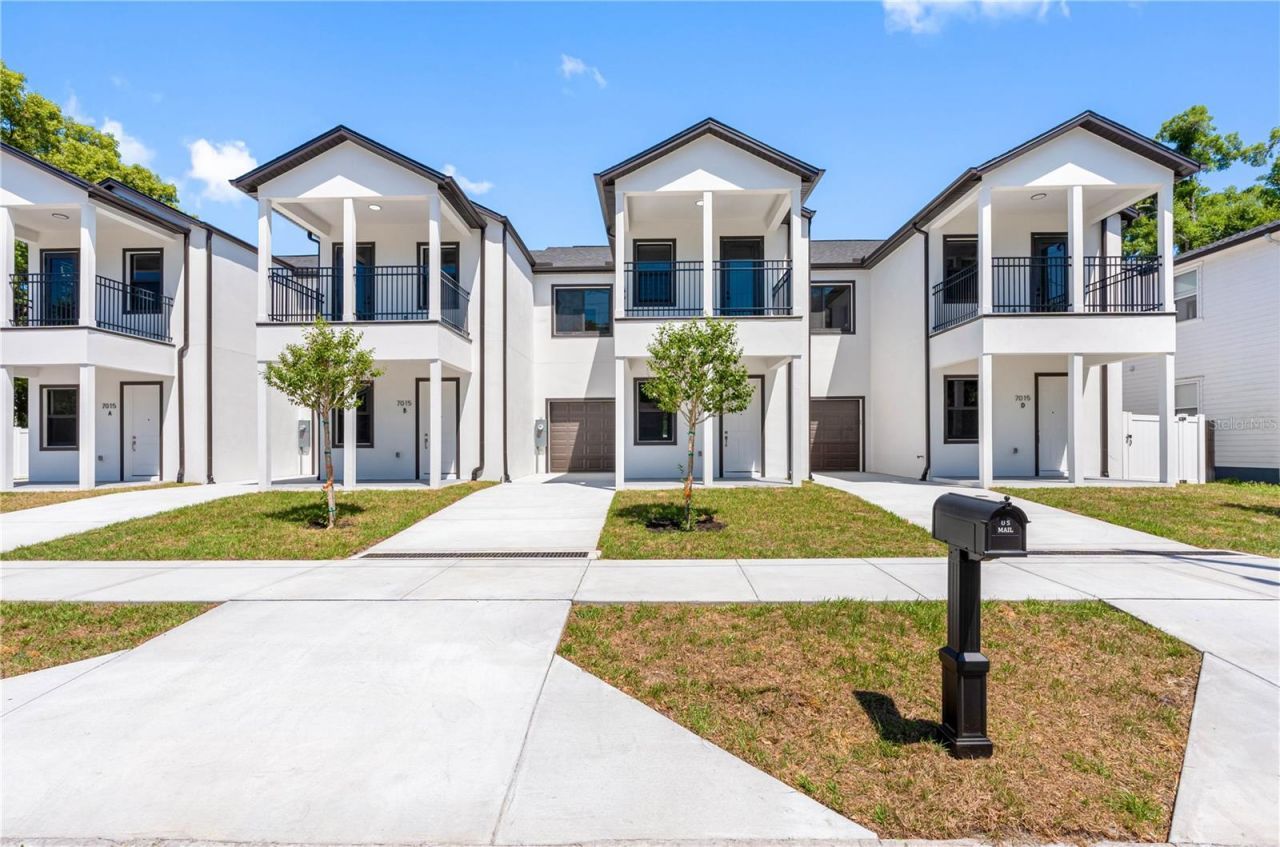 7015 N Central Avenue, Unit C, Tampa, FL 33604 Photo