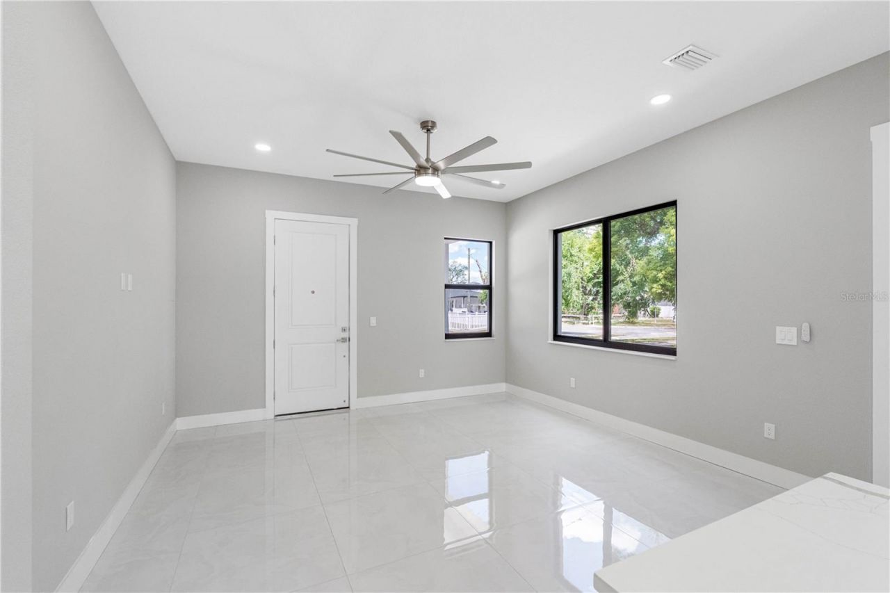 7015 N Central Avenue, Unit A, Tampa, FL 33604 Photo