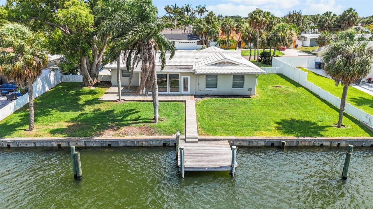4133 49th Avenue S, Saint Petersburg, FL 33711 Photo