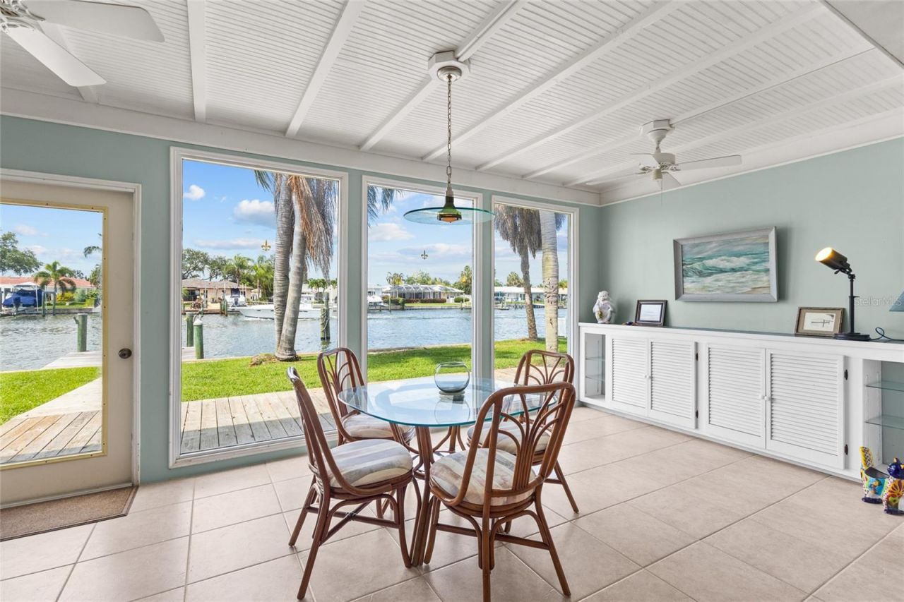 4133 49th Avenue S, Saint Petersburg, FL 33711 Photo