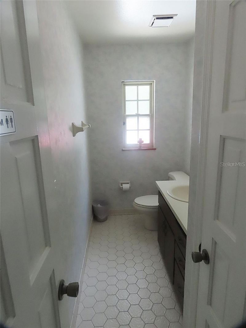 657 Maitland Avenue, Altamonte Springs, FL 32701 Photo
