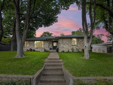 10607 Maplegrove Lane, Dallas, TX 75218