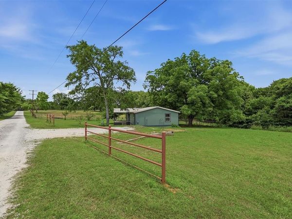 150 Gilbreath Road, Sadler, TX 76264