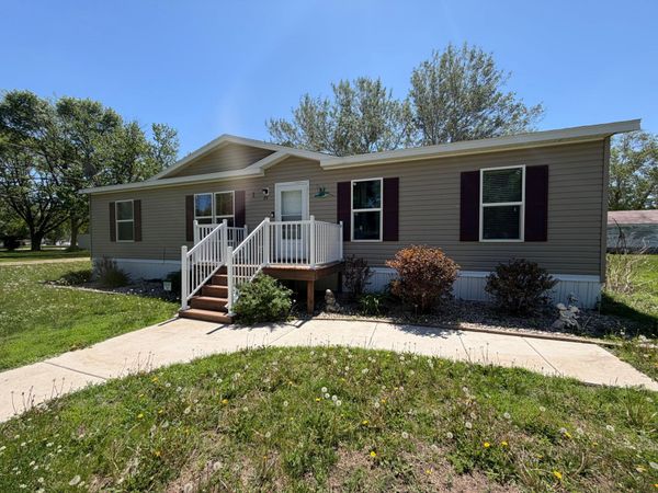 751 Dewey Street , Walnut Grove, MN 56180