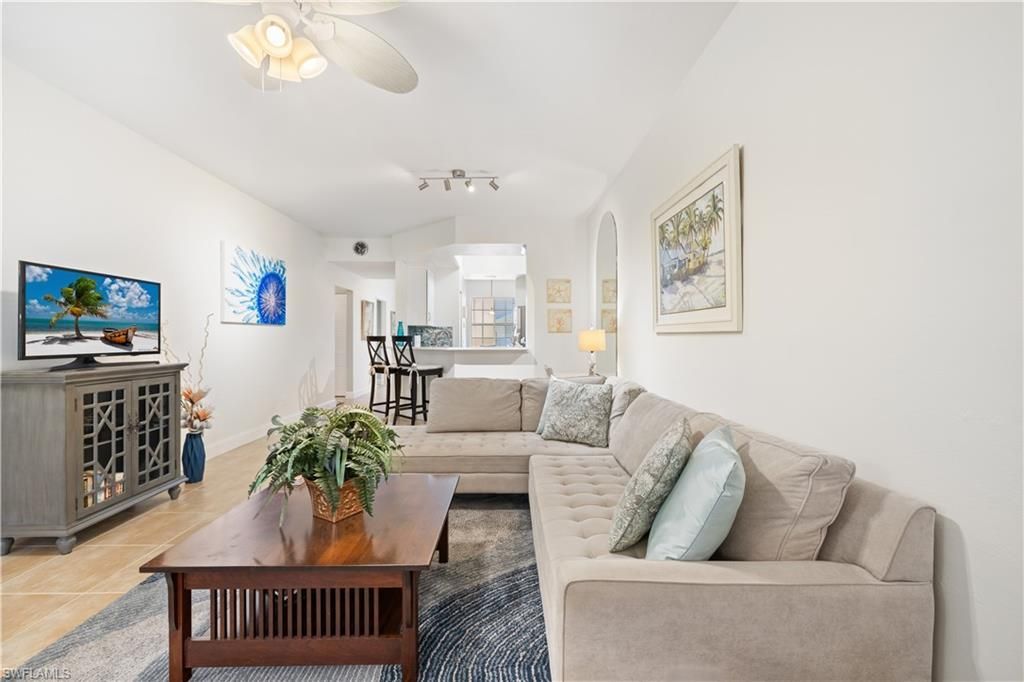 757 Wiggins Lake Dr , Unit 106, Naples, FL 34110 Photo