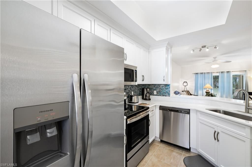 757 Wiggins Lake Dr , Unit 106, Naples, FL 34110 Photo