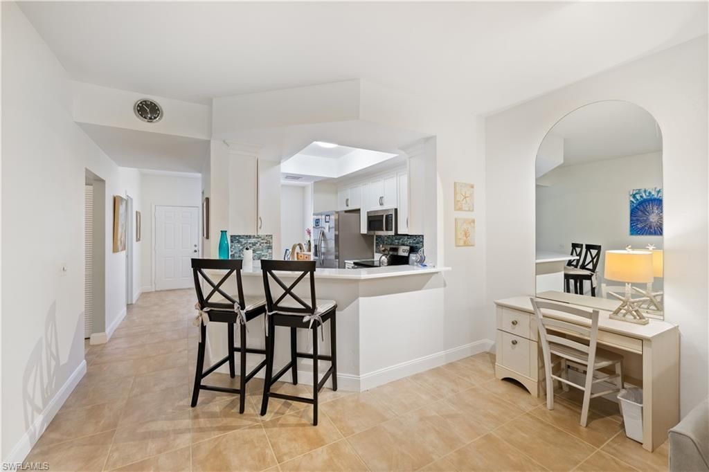 757 Wiggins Lake Dr , Unit 106, Naples, FL 34110 Photo