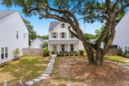 489 Spring Hollow Drive photo 4