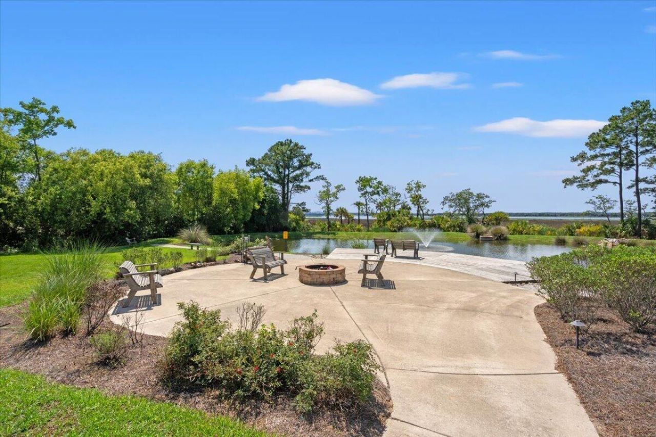 489 Spring Hollow Drive Photo 63