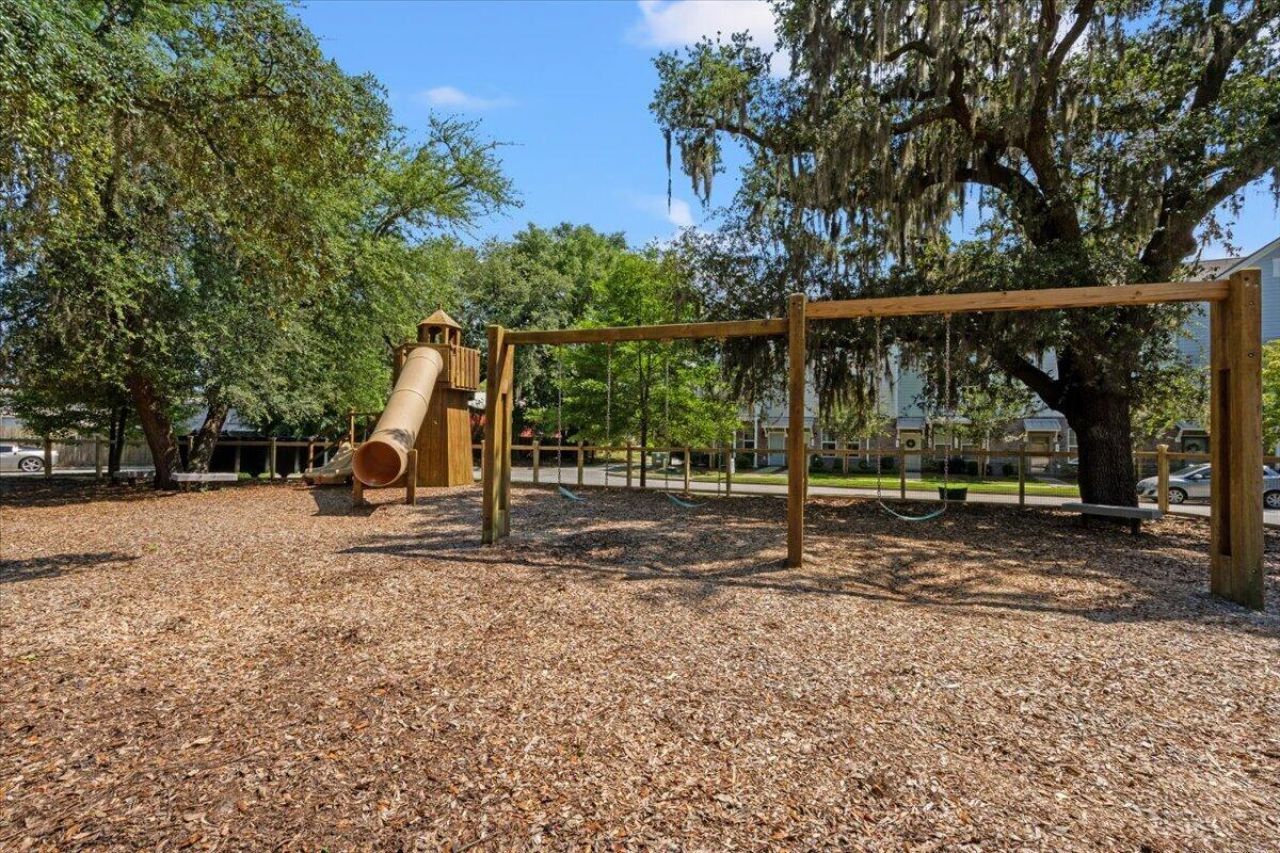 489 Spring Hollow Drive Photo 64