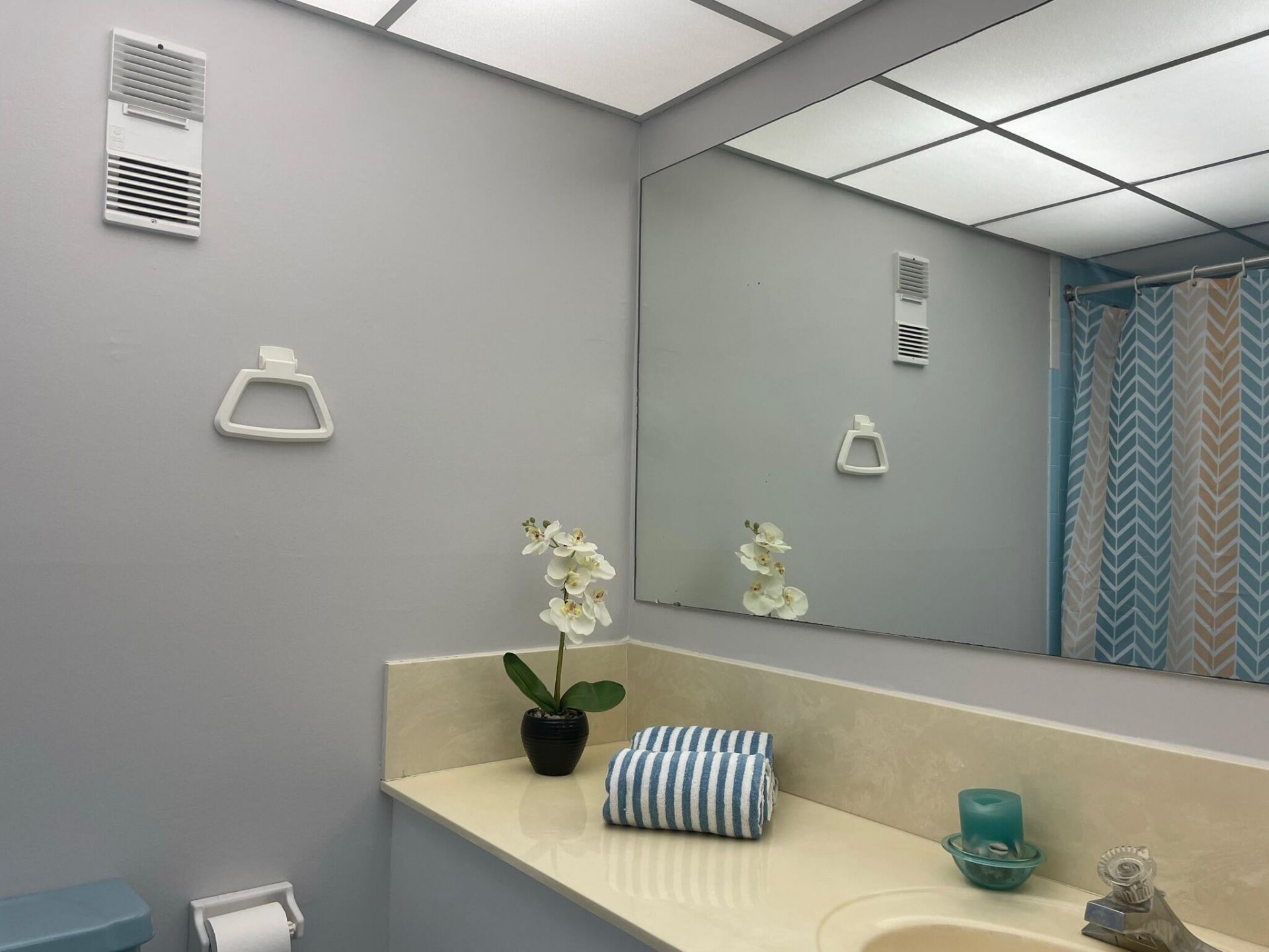 4629 Poinciana Street, Unit 211, Lauderdale by the Sea, FL 33308 Photo