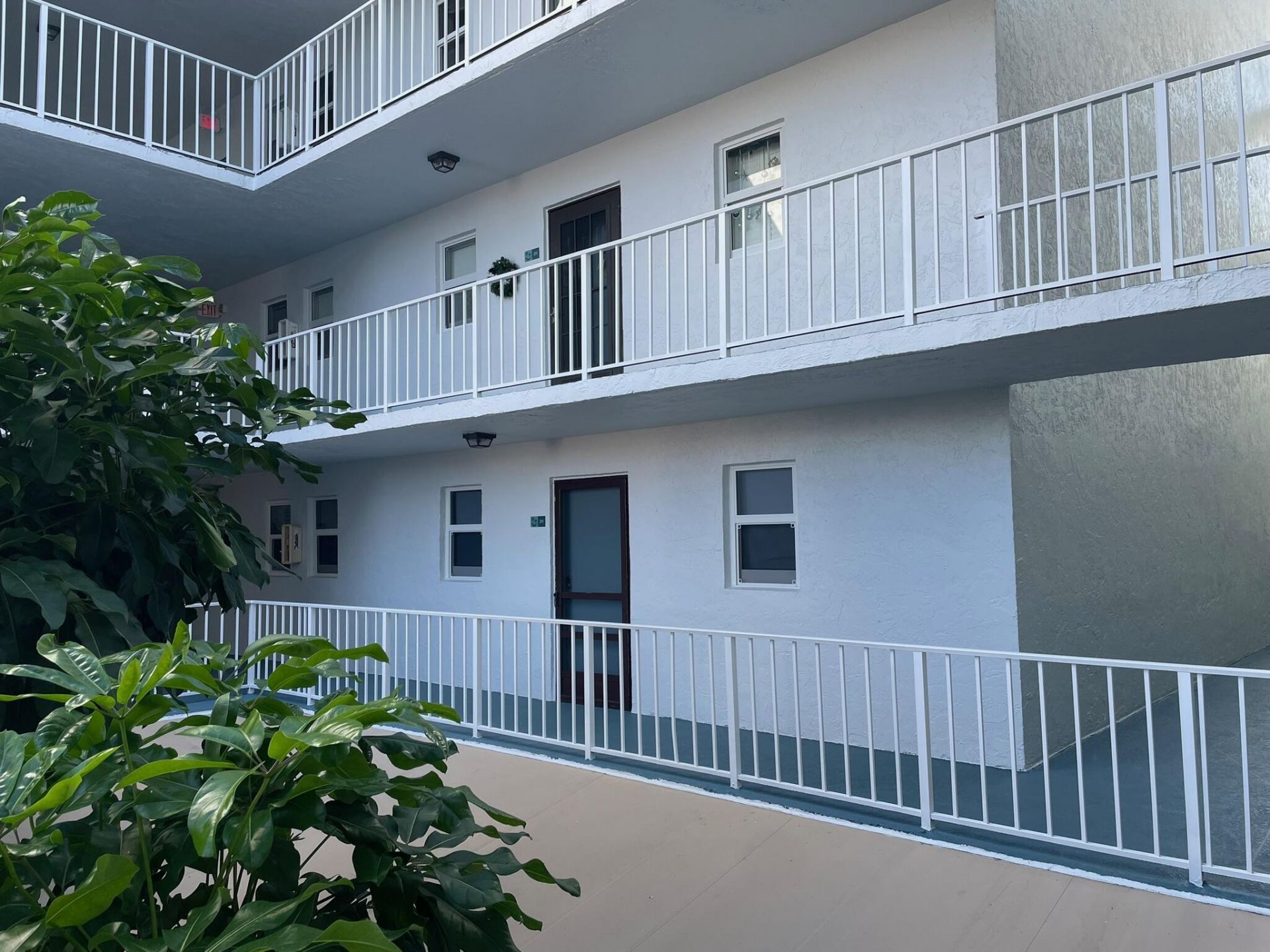 4629 Poinciana Street, Unit 211, Lauderdale by the Sea, FL 33308 Photo