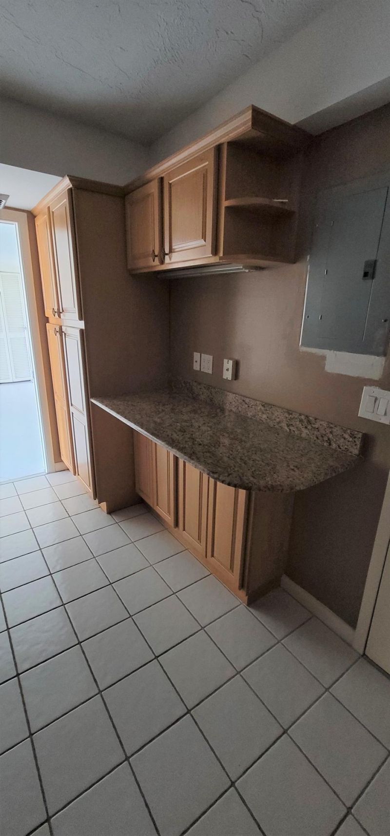 2425 Presidential Way, Unit 402, West Palm Beach, FL 33401 Photo