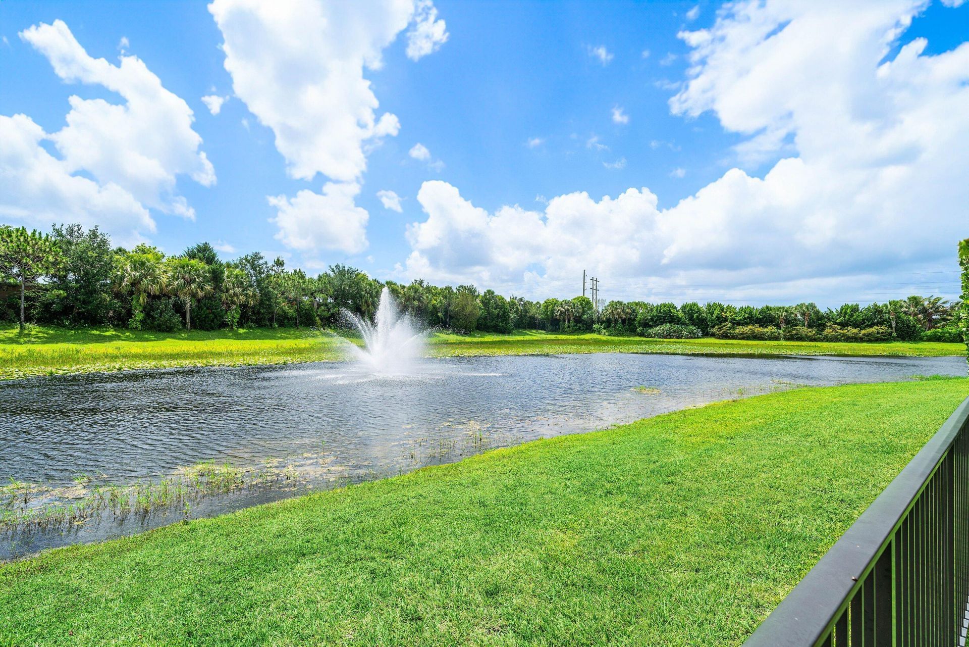 9027 Grand Prix Lane, Boynton Beach, FL 33472 Photo