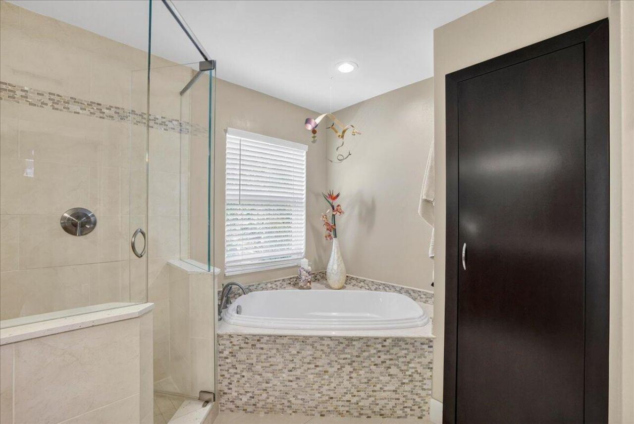 11642 NW 13th Manor, Coral Springs, FL 33071 Photo