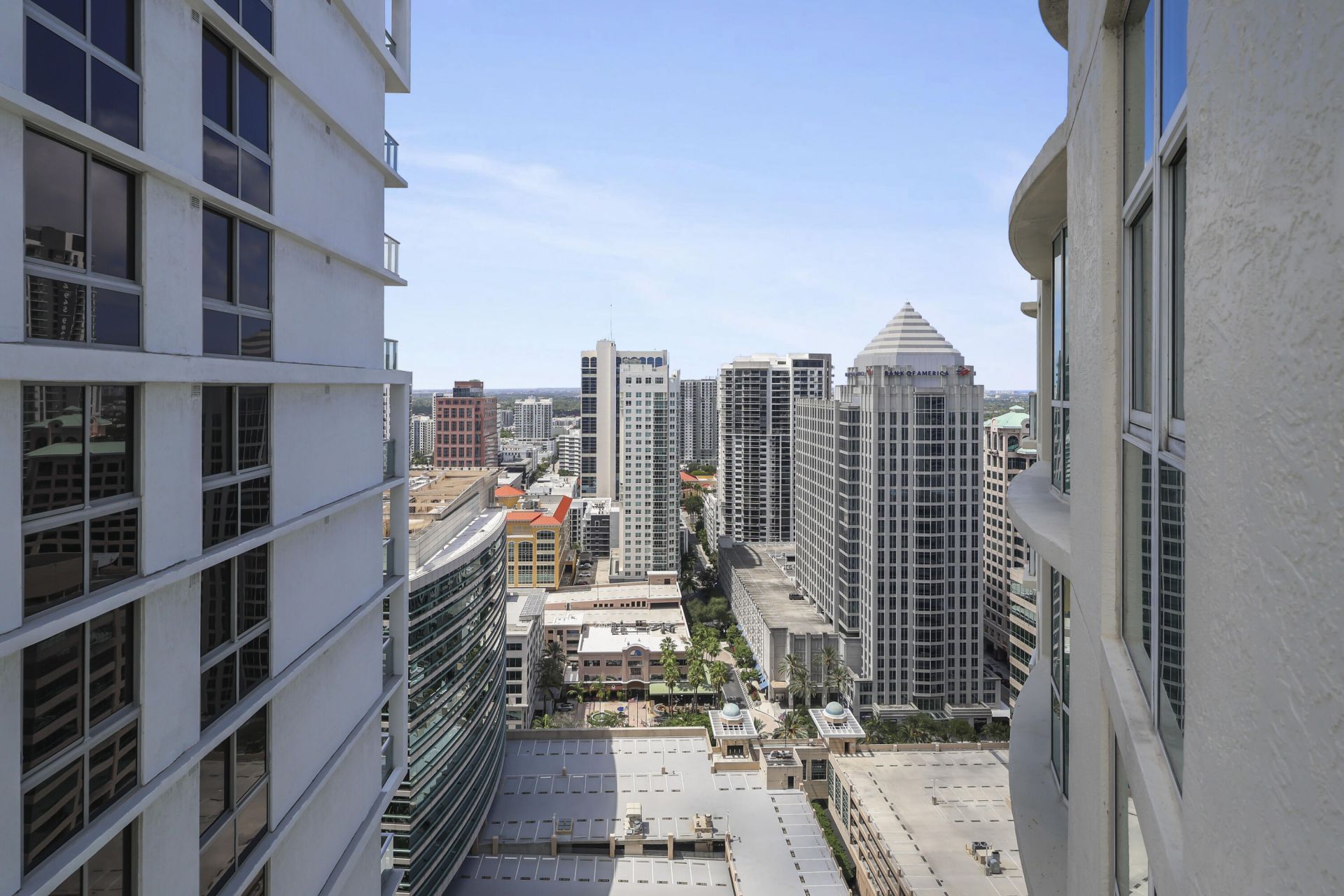347 N New River Drive E, Unit Ph 4, Fort Lauderdale, FL 33301 Photo