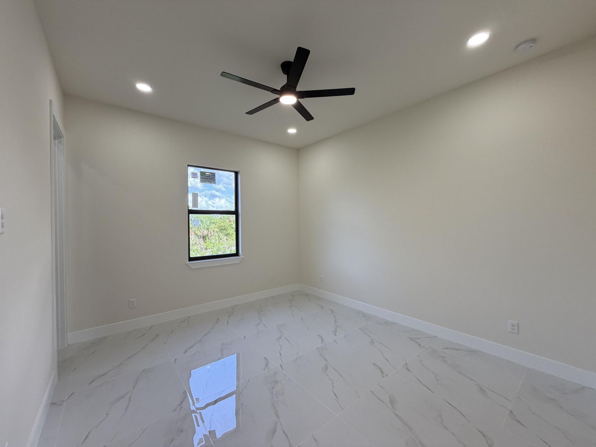 515 Kingsbury Lane, Lehigh Acres, FL 33974 Photo