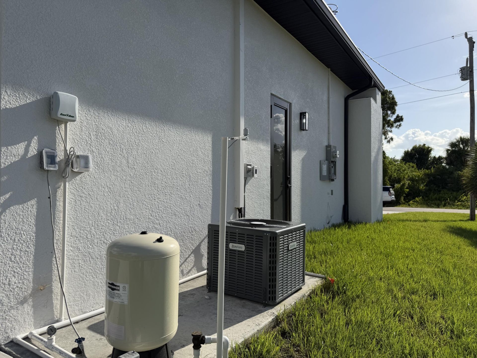 515 Kingsbury Lane, Lehigh Acres, FL 33974 Photo
