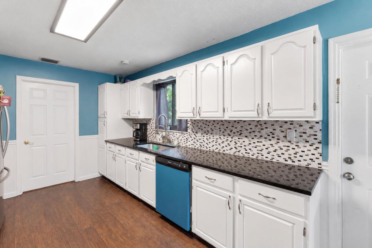 16888 Hialeah Drive W, The Acreage, FL 33470 Photo