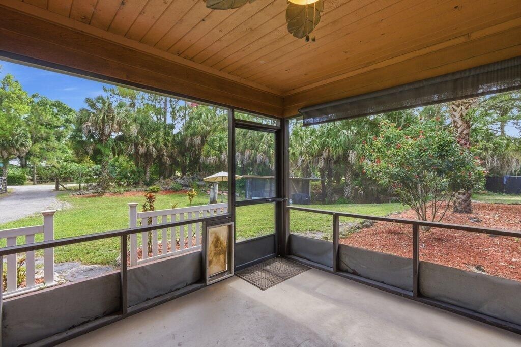 16888 Hialeah Drive W, The Acreage, FL 33470 Photo