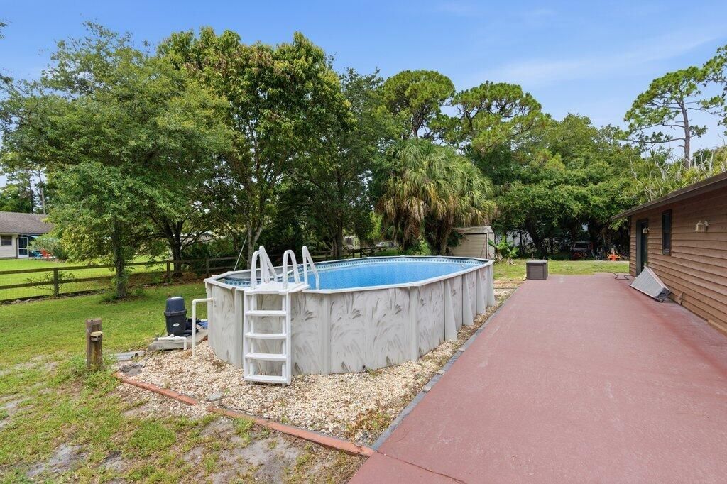 16888 Hialeah Drive W, The Acreage, FL 33470 Photo