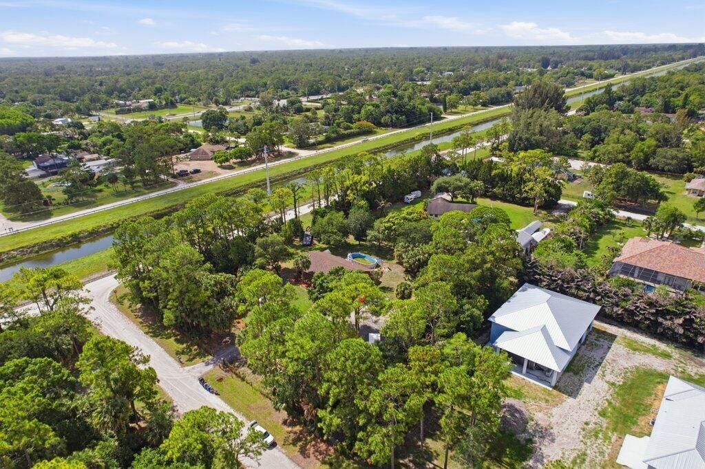 16888 Hialeah Drive W, The Acreage, FL 33470 Photo