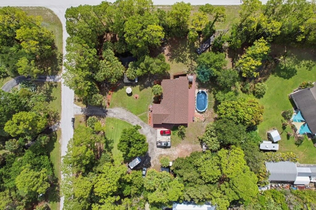 16888 Hialeah Drive W, The Acreage, FL 33470 Photo