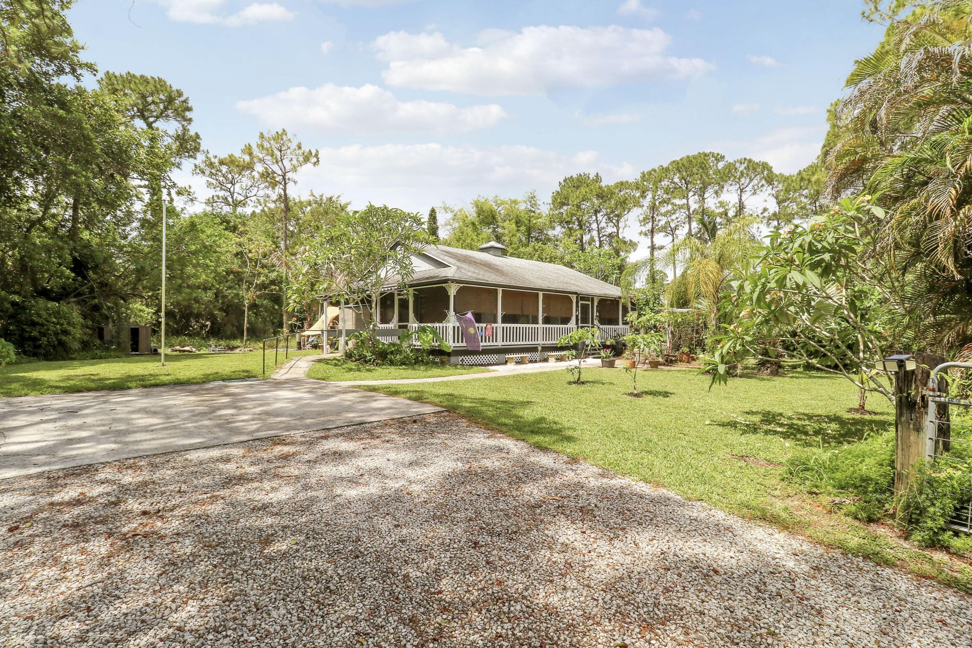 17146 79th Court N, The Acreage, FL 33470 Photo