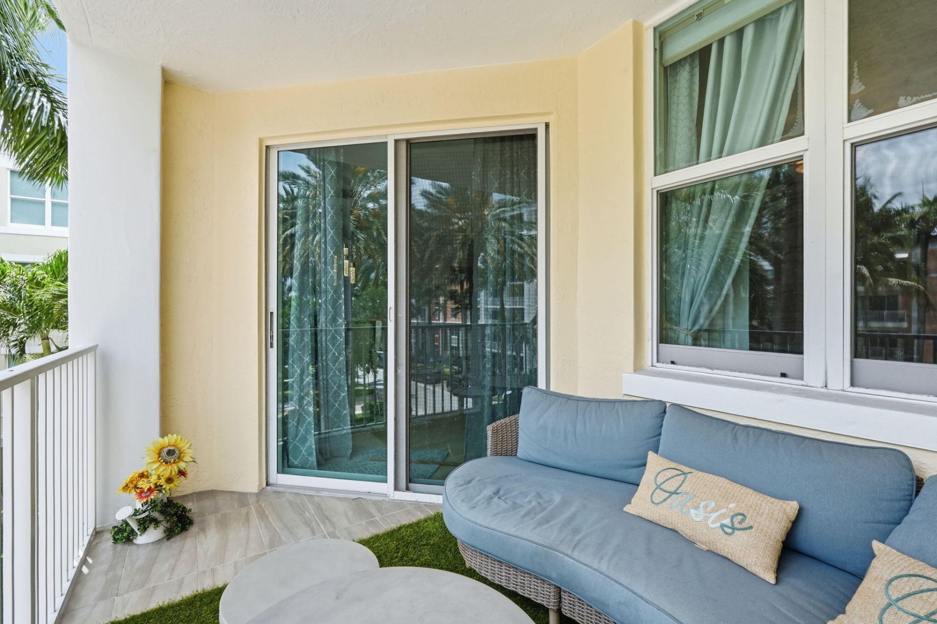 802 W Windward Way, Unit 304, Lantana, FL 33462 Photo