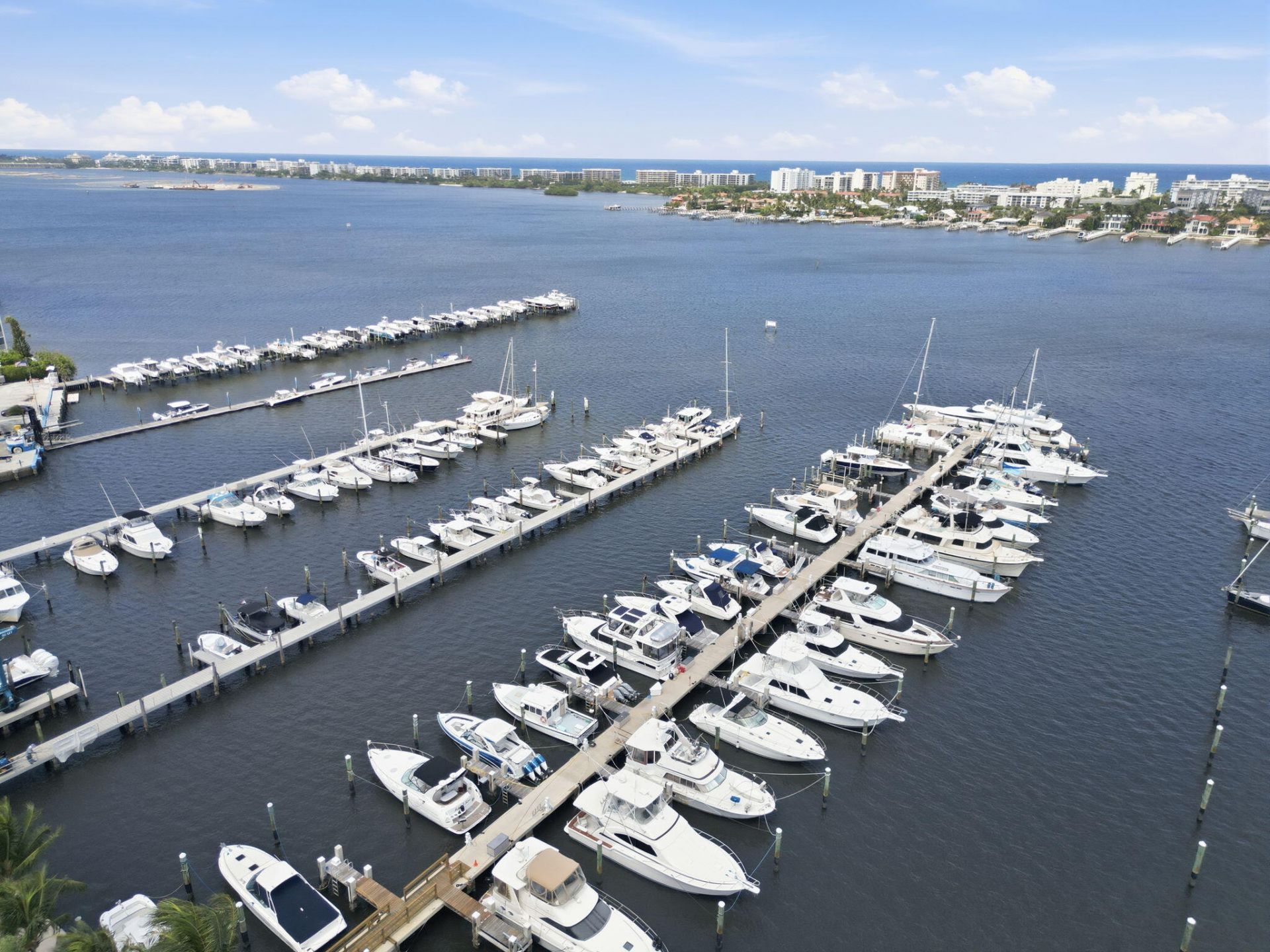802 W Windward Way, Unit 304, Lantana, FL 33462 Photo