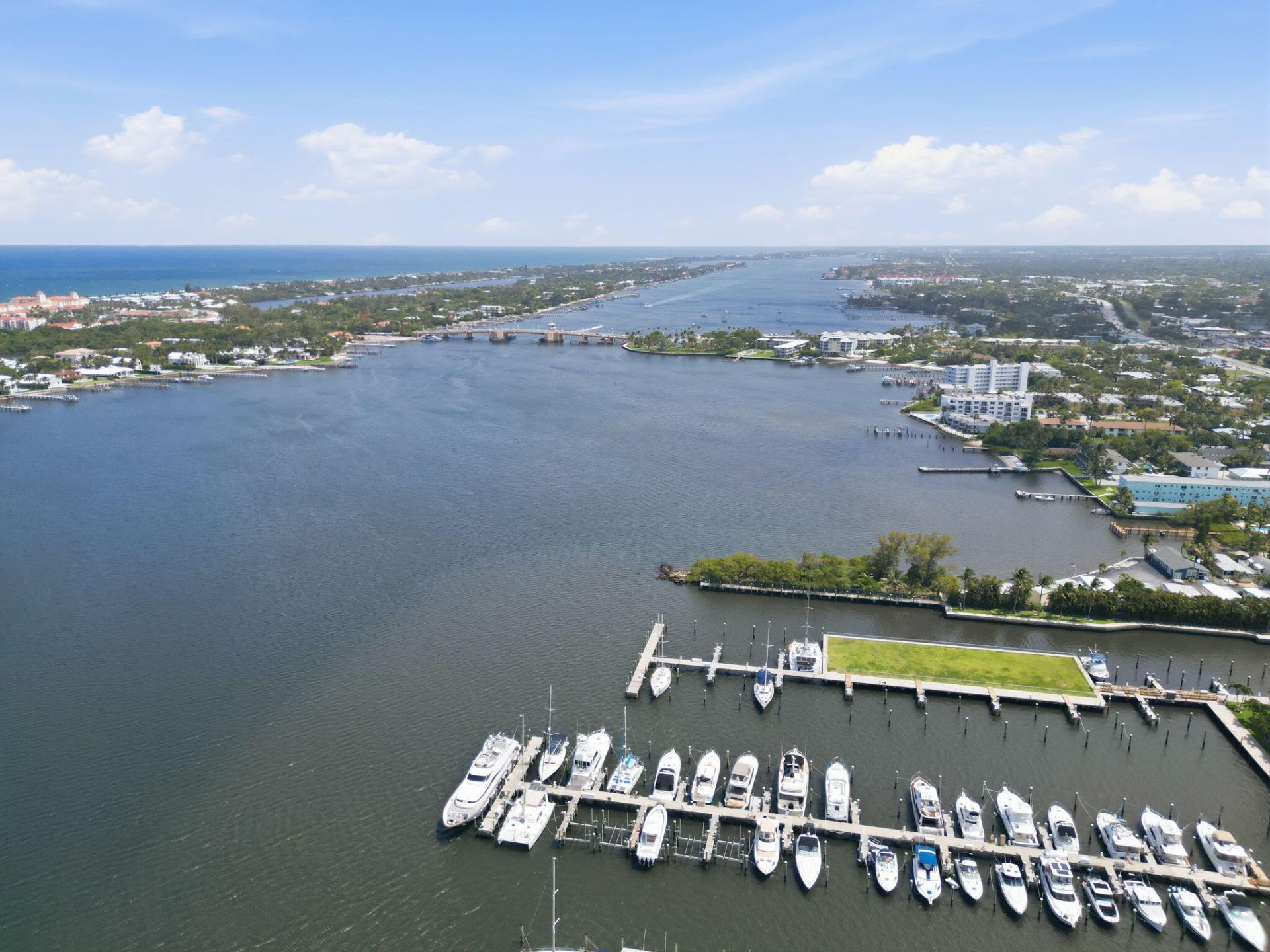 802 W Windward Way, Unit 304, Lantana, FL 33462 Photo