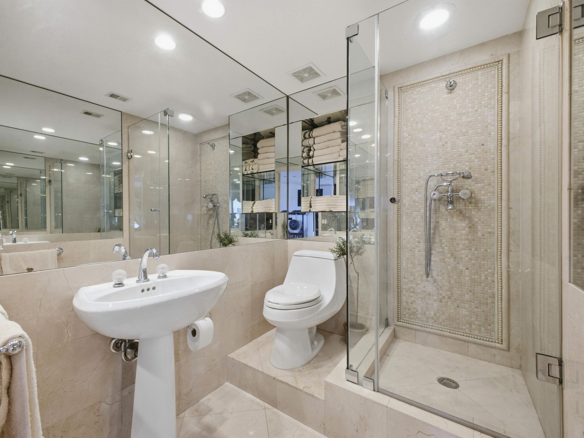 3200 N Ocean Boulevard, Unit 801, Fort Lauderdale, FL 33308 Photo