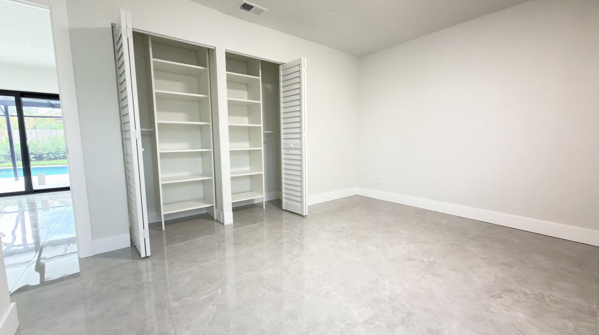 712 E Boulevard Chatelaine, Delray Beach, FL 33445 Photo