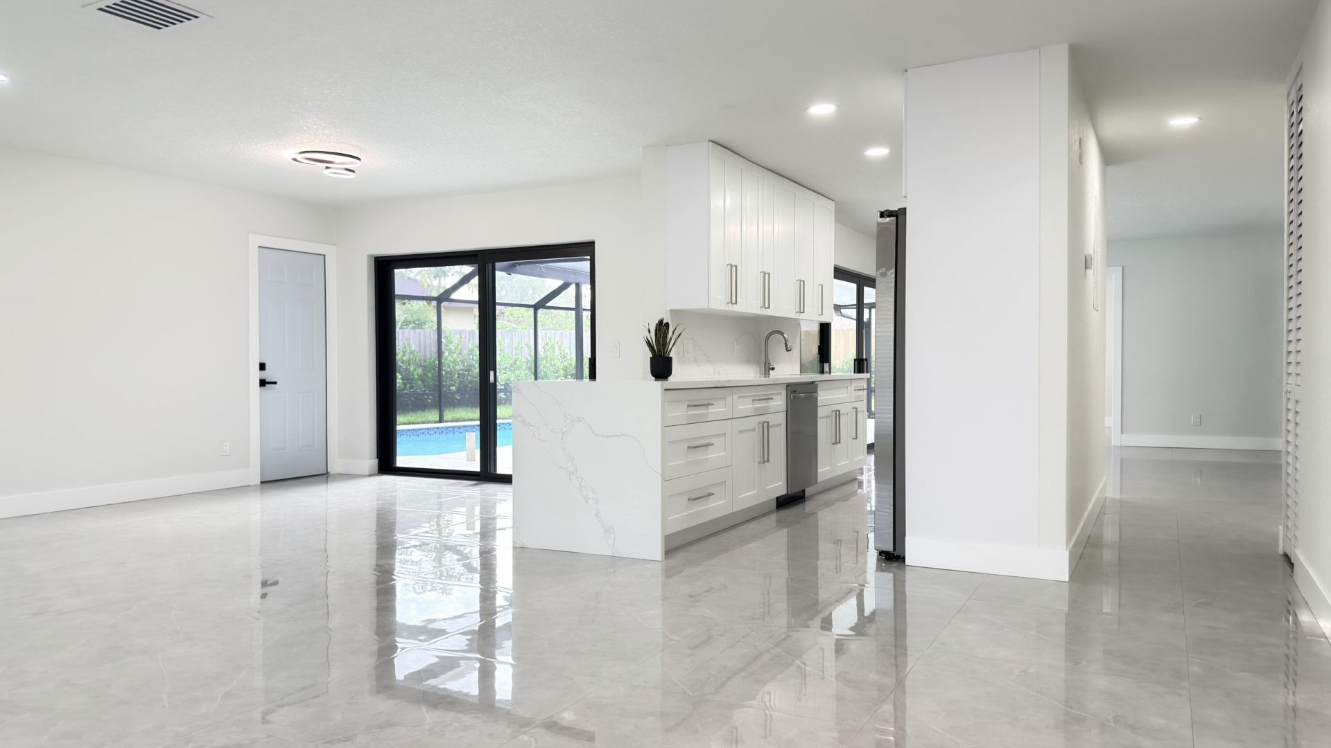 712 E Boulevard Chatelaine, Delray Beach, FL 33445 Photo